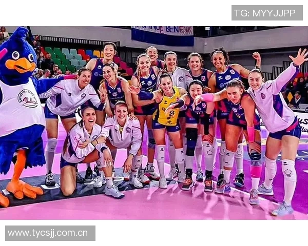 乘风破浪,扬帆起航:斯坎迪奇女排顺利抵达圣保罗,开启世界新篇章 乘风破浪,扬帆起航:斯坎迪奇女排顺利抵达圣保罗,开启世界新篇章